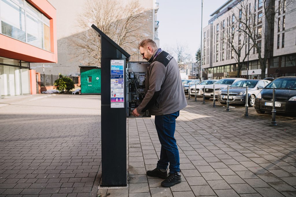 Pachołek parkingowy